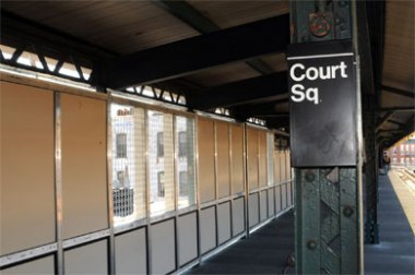 CourtSquarePlatformW