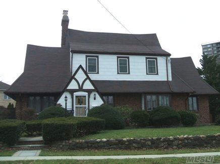 Copyright (C), Multiple Listing Service of Long Island, Inc, 2004