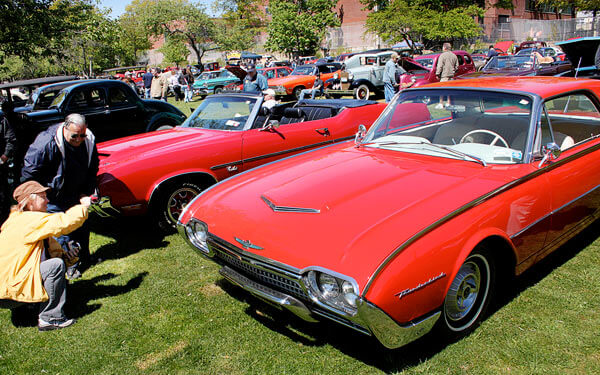 Car lovers unite for antique auto show at Farm Museum