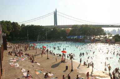 Astoria outdoor pool