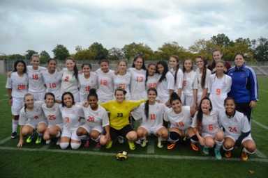 BAYSIDE GIRLS SOCCER TEAM