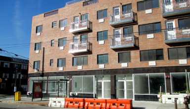 Discovery of burial site holds up construction work