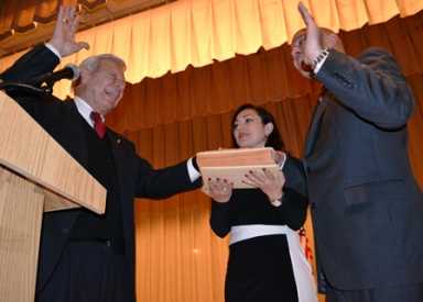Councilmember Paul Vallone sworn in