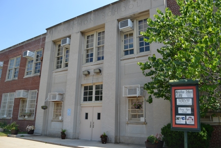 PS 811