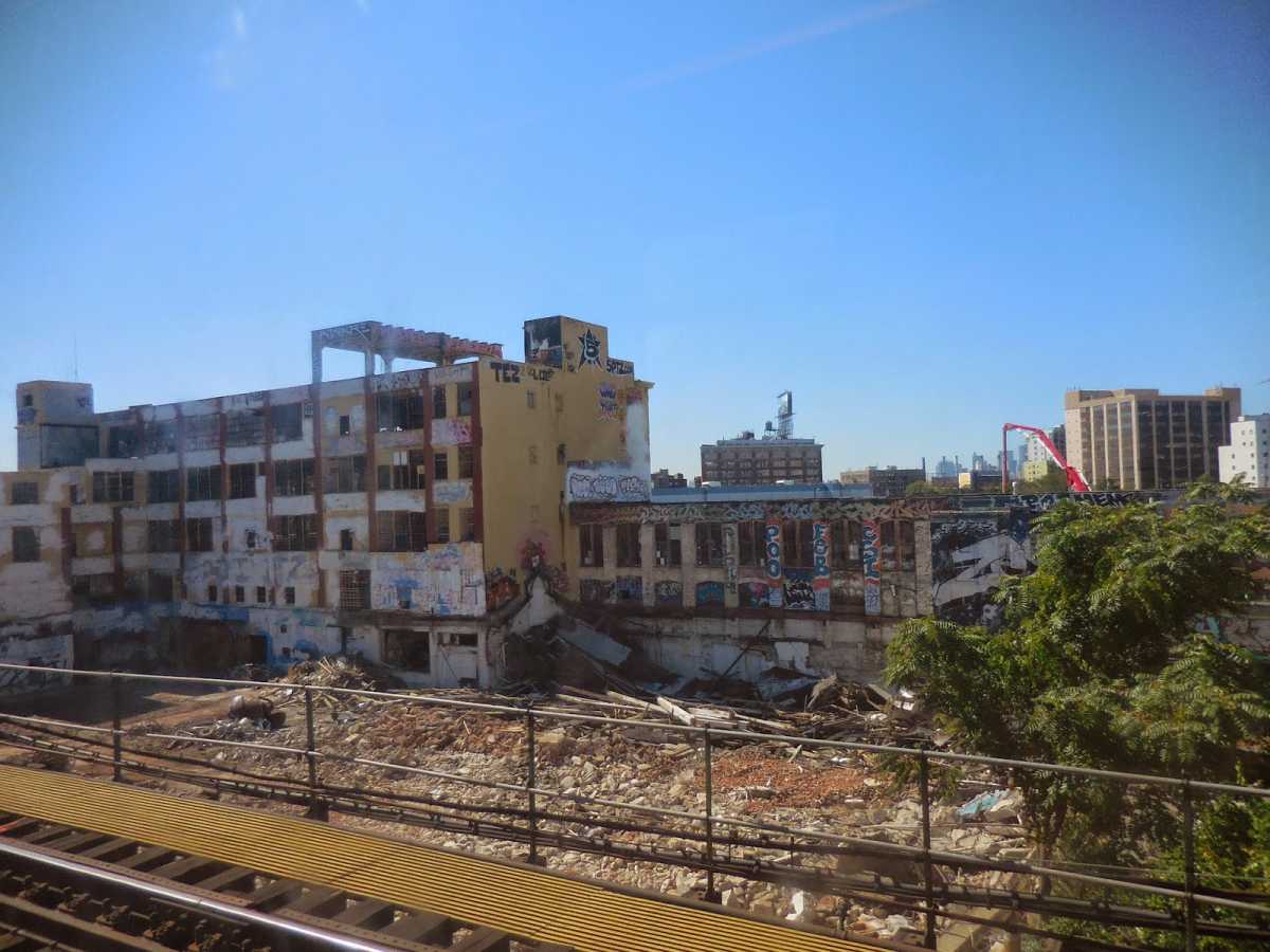 5Pointz Demo 2