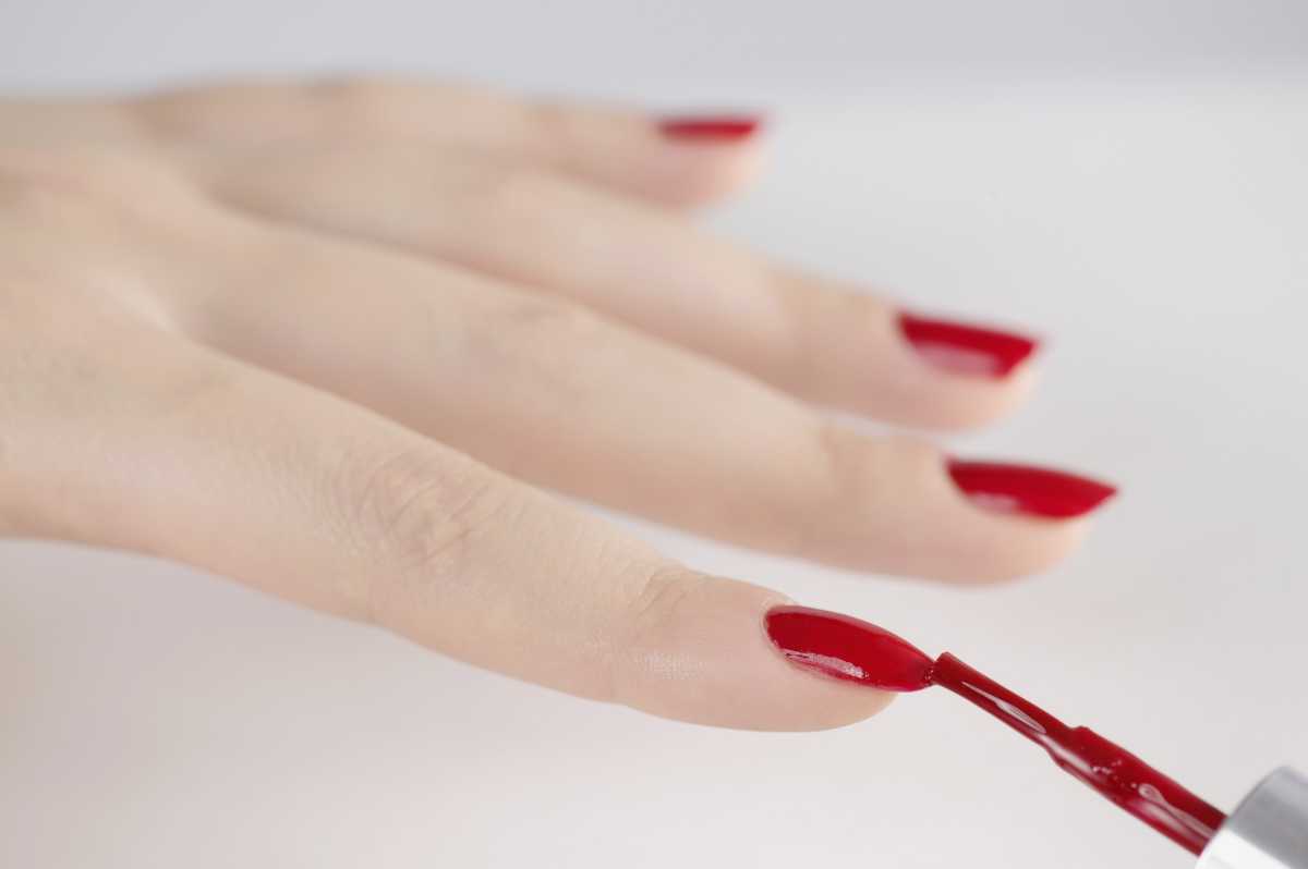 FingernailPolishHC1506_L_300_C_R
