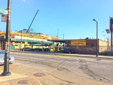 22-12 Jackson Ave