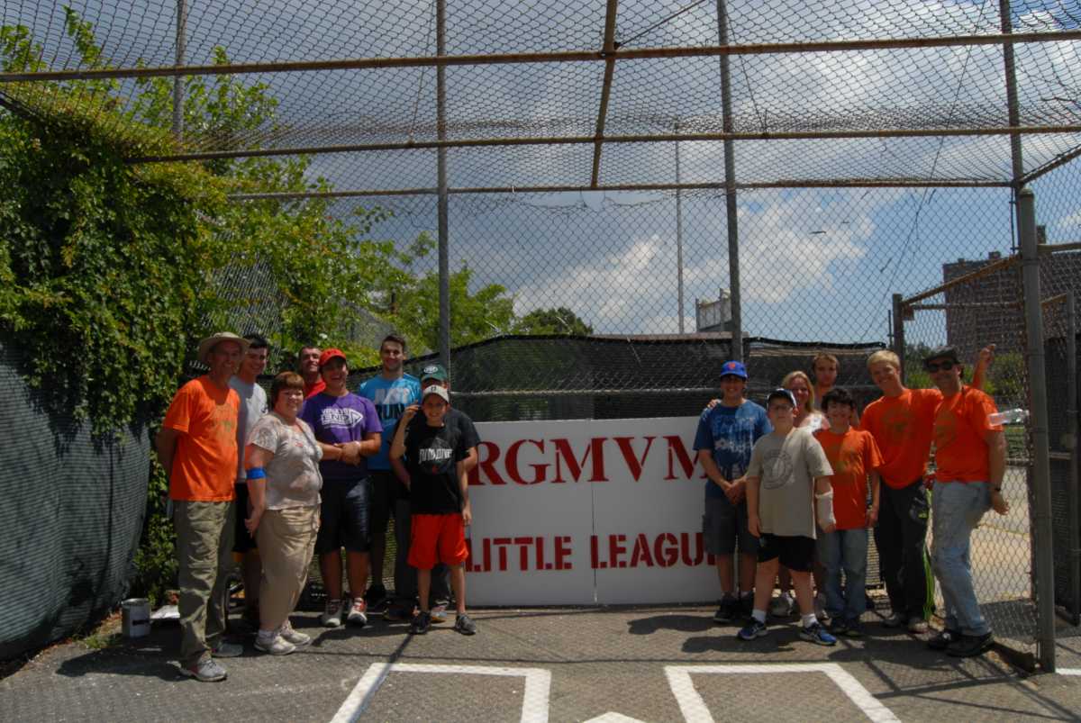Batting cage
