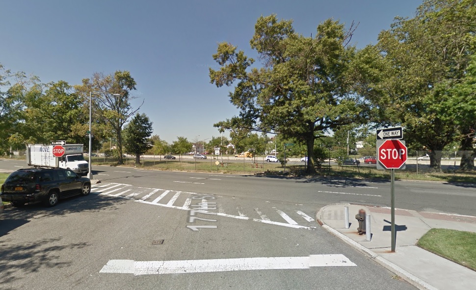 A 21-year-old died Saturday morning after a collision between two cars at the intersection of South Conduit Avenue and 177th Street in Jamaica.