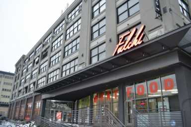 Russian café chain Stolle Bakery held its grand opening of the first U.S. location in Long Island City.