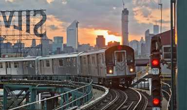 The MTA will operate subways and buses on Sunday schedules on Thanksgiving Day, Thursday, Nov. 26.