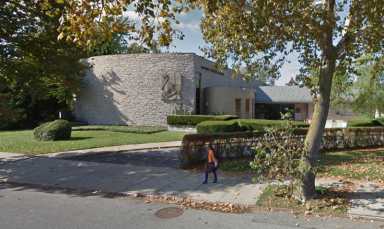 The Bayside Jewish Center is on 32nd Avenue between 203rd Street and 204th Street.