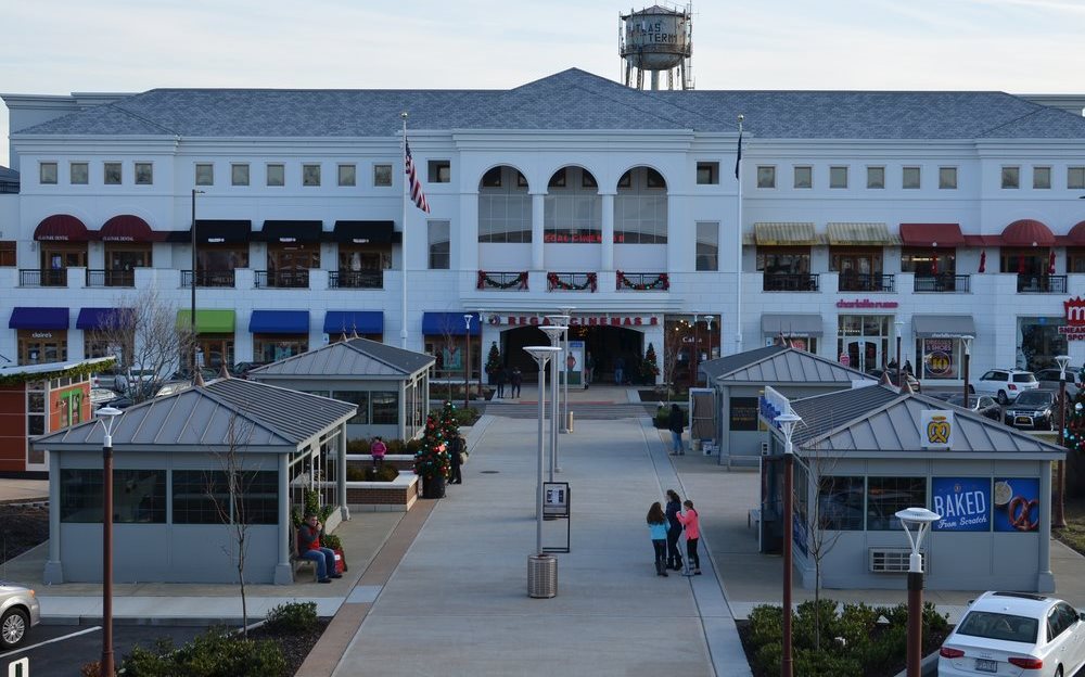 The LIC Flea is set to host the Christmas tree lighting at the Shops at Atlas Park on Dec. 4.