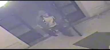 Armed suspect followed victim into building: NYPD