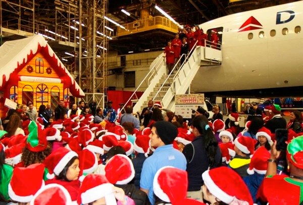 Queens kids head to North Pole on Delta flight