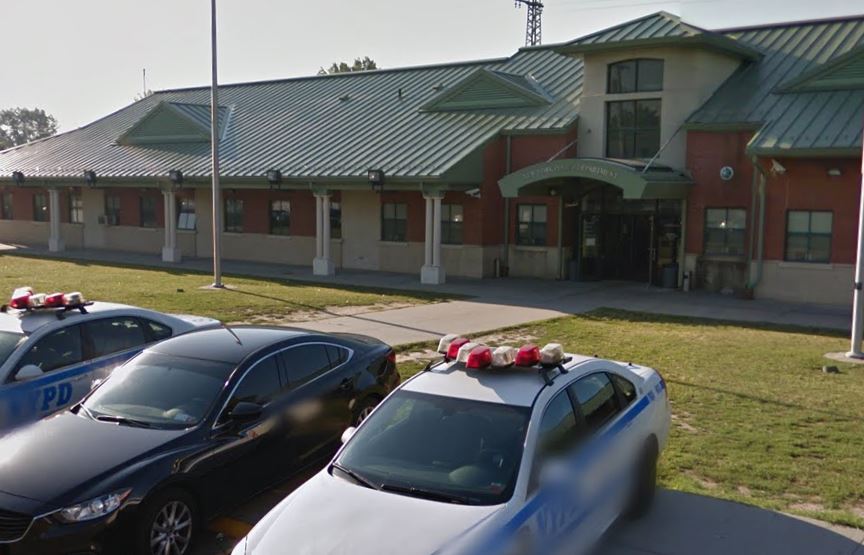 The 105th Precinct currently has a satellite in Rosedale, but Mayor Bill de Blasio is clearing the way for a new precinct dedicated to southeast Queens.