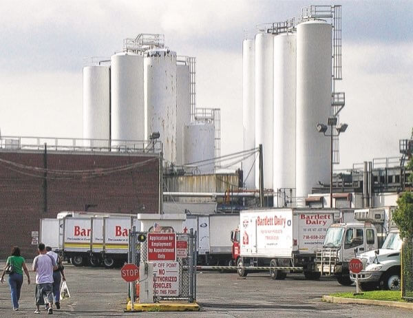 Elmhurst Dairy to close its doors after 80 years in Jamaica