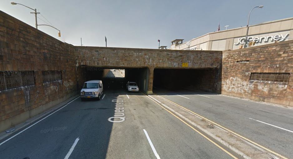 Traffic is flowing well on Queens Boulevard in Elmhurst in this picture, but a bridge closure may tie things up through the area on the weekend of Aug. 21-22.