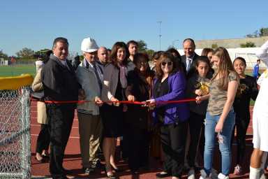 gchs-athletic-field-ribbon-cutting-web