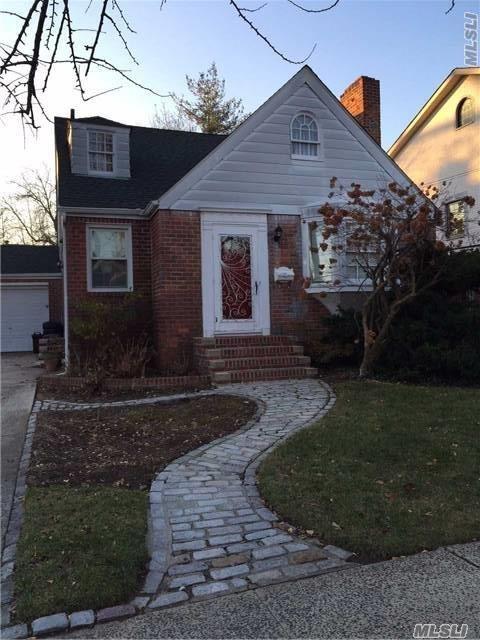 211-10-33-rd-bayside