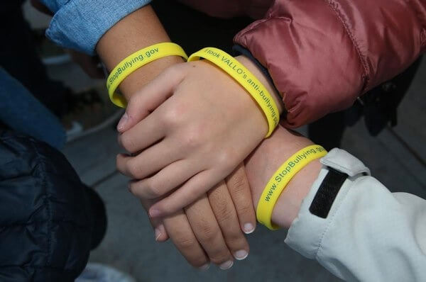 Whitestone bus company holds anti-bullying campaign