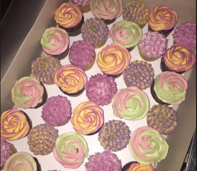 Photo via lexyscupcakebar.com