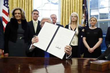 Meng, mayor applaud California judges’ ruling on travel ban