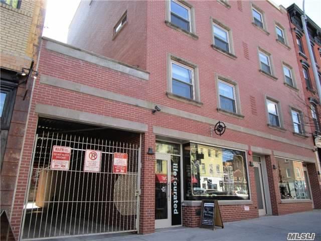 186 grand st brooklyn