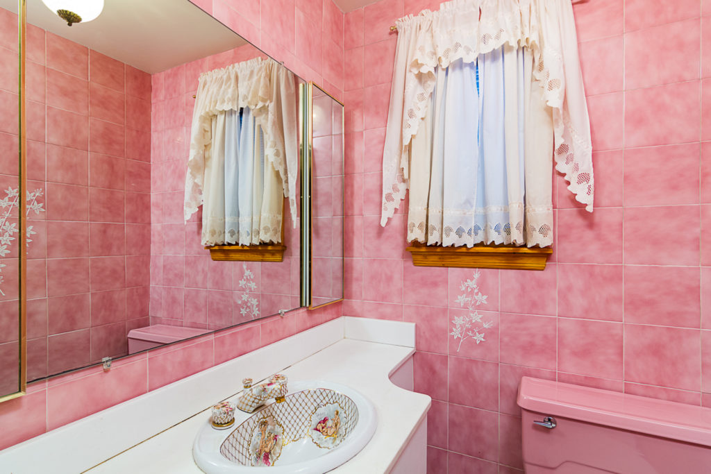 Bathroom1