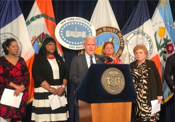 City Council passes Van Bramer legislation that would slow developers