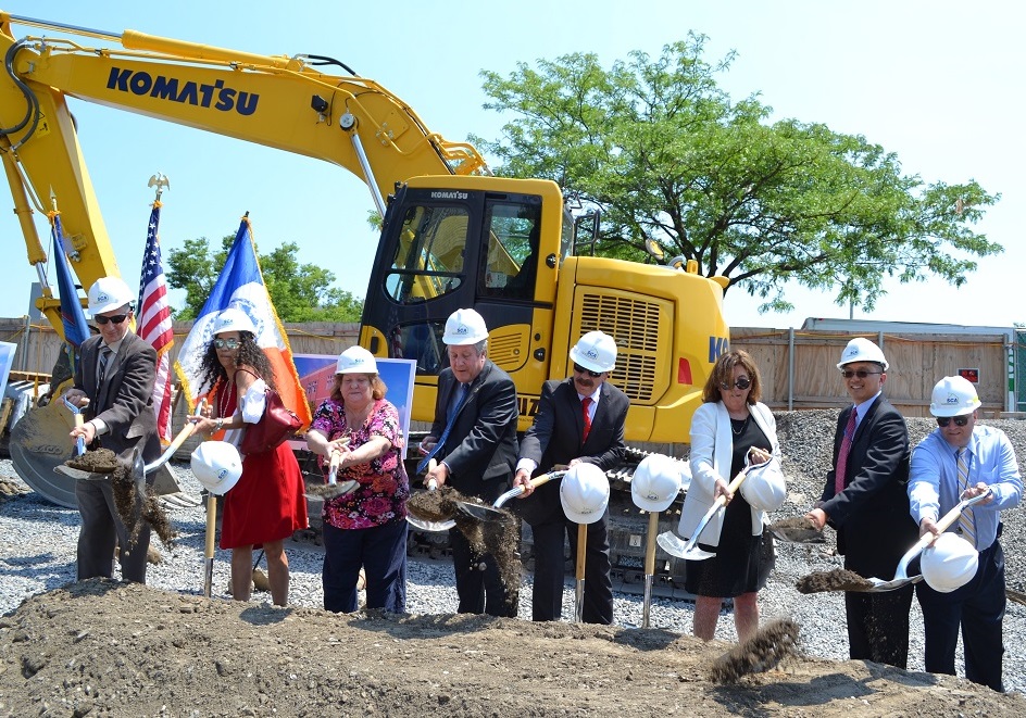 Q398 groundbreaking 3 062217