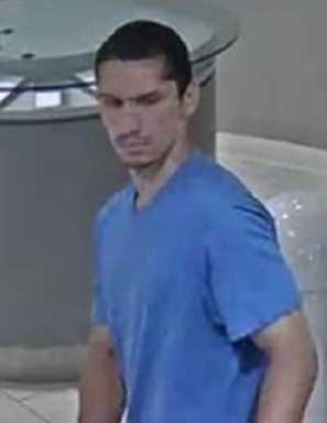 Cops hunt for suspect in connection to Sunnyside attempted bank robbery