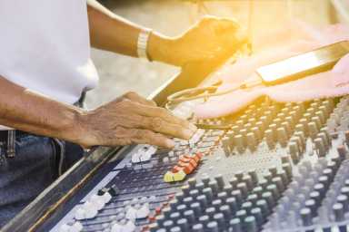 shutterstock_soundboard