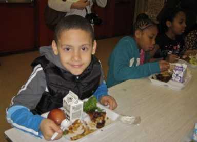 City public schools to offer free lunches