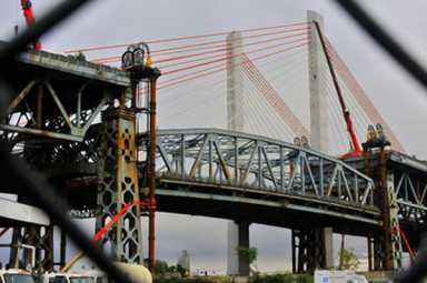 Delayed destruction: Officials postpone Sept. 24 demolition of old Kosciuszko Bridge