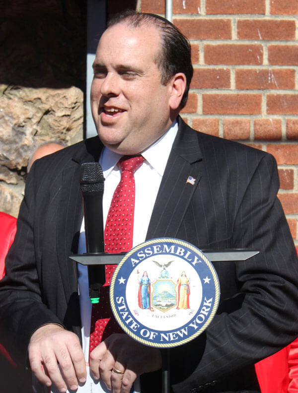 Assemblyman Michael Simanowitz dies at 45