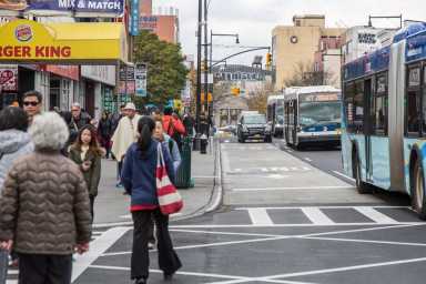 Flushing Main St