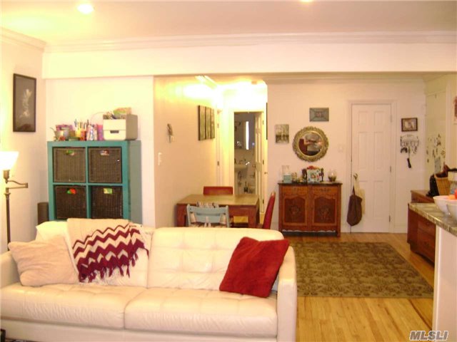 42-30 douglaston parkway