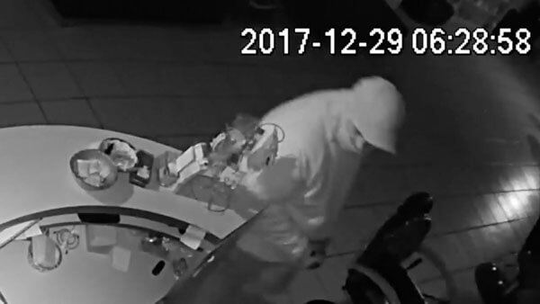Little Neck salon burglarized: NYPD