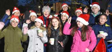 Lt. Gov. Hochul lights up LGA McManus Park