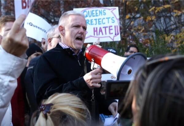 Van Bramer announces he will seek office of borough president when City Council term expires
