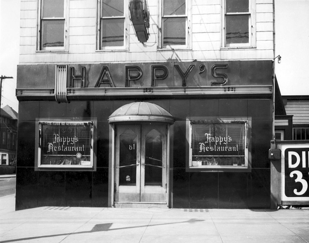 The exterior of Happy's Bar and Restaurant, which immediately preceded Durow's Restaurant (Ridgewood Times archives/Greater Ridgewood Historical Society)