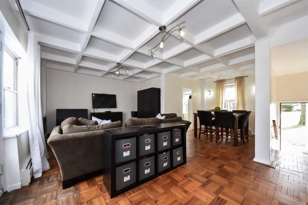 147-49 charter rd 21C kew gardens hills