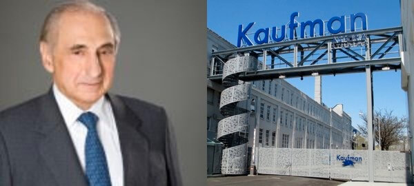 Hundreds flock to Manhattan to remember George Kaufman