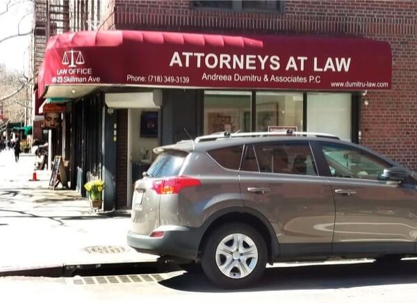 Sunnyside attorney charged with asylum fraud