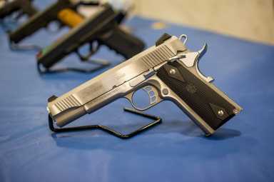 pistol-1350484_1280
