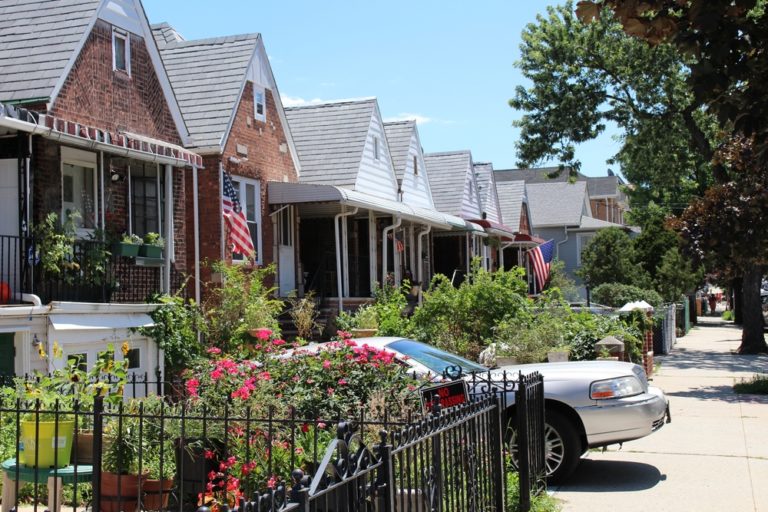 queens homes shutterstock