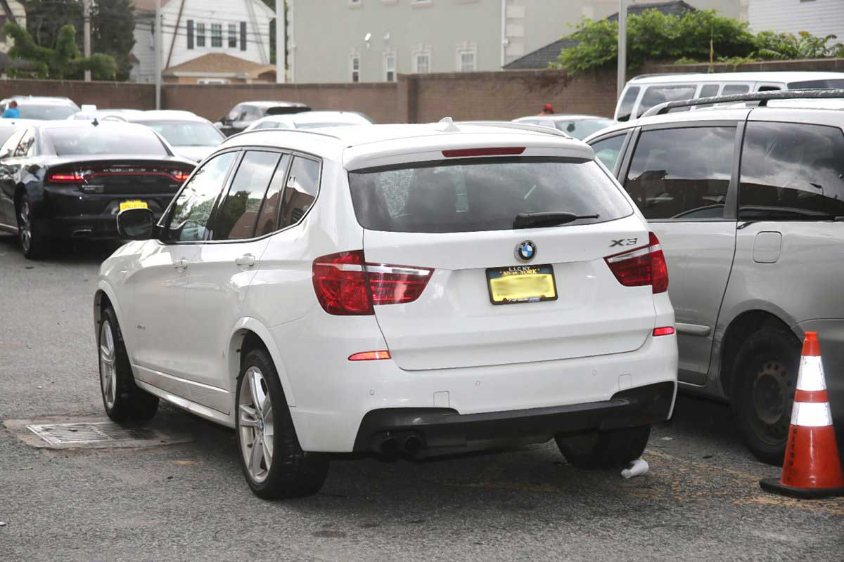 Queens Village man who works in Bayside shot near home: DA