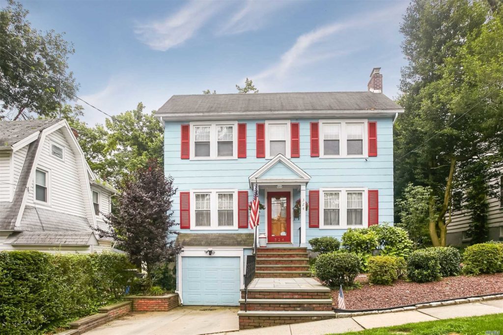 324 cherry st douglaston