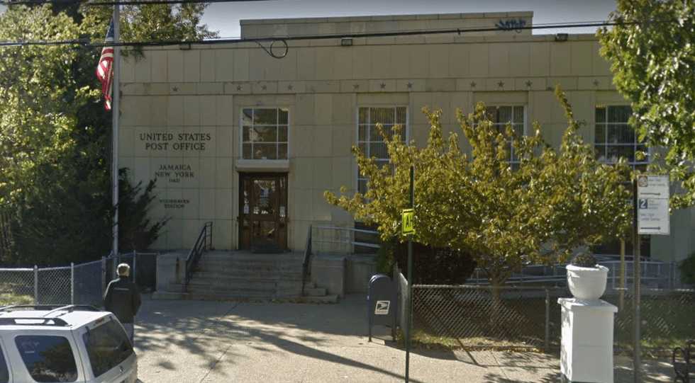 The Woodhaven post office on Forest Parkway